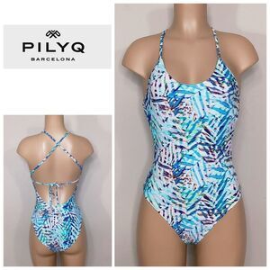 New. Pilyq Palmas one piece.